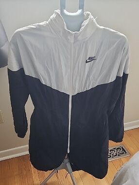 Nike White and Black Windbreaker Jacket